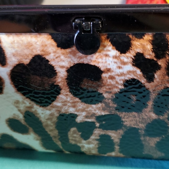 Classy Wallet - Picture 7 of 7